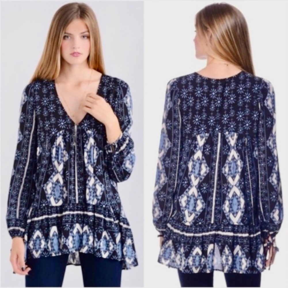 Free People Women's Blue Patterned Tunic.  
Size S/P